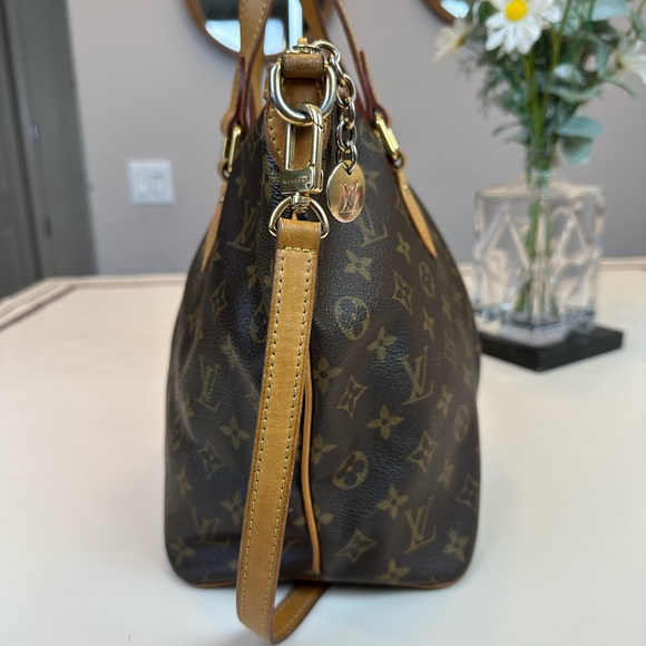 Louis Vuitton Monogram Canvas Palermo PM Tote Shoulder Bag - Picture 5 of 17